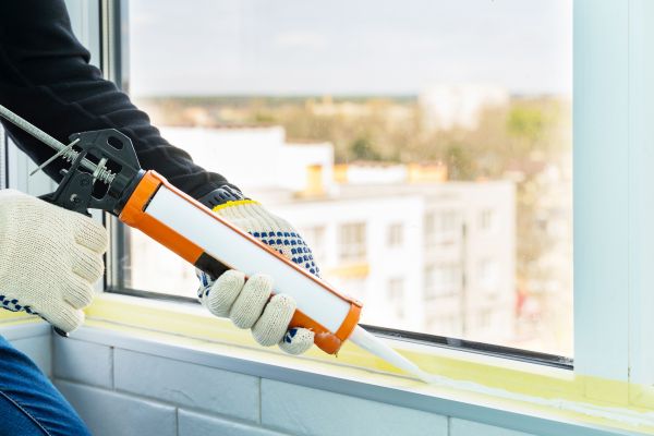 Cost of Window Recaulking Service in Pleasant Grove