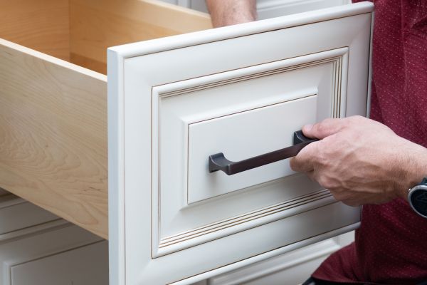 Cost of Cabinet Handle Installation in Pleasant Grove