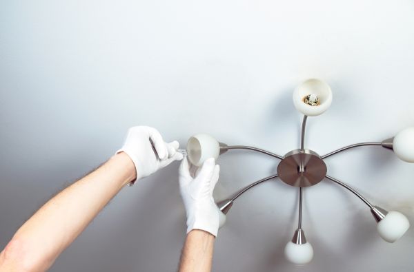 Cost of Chandelier Bulb Installation in Pleasant Grove