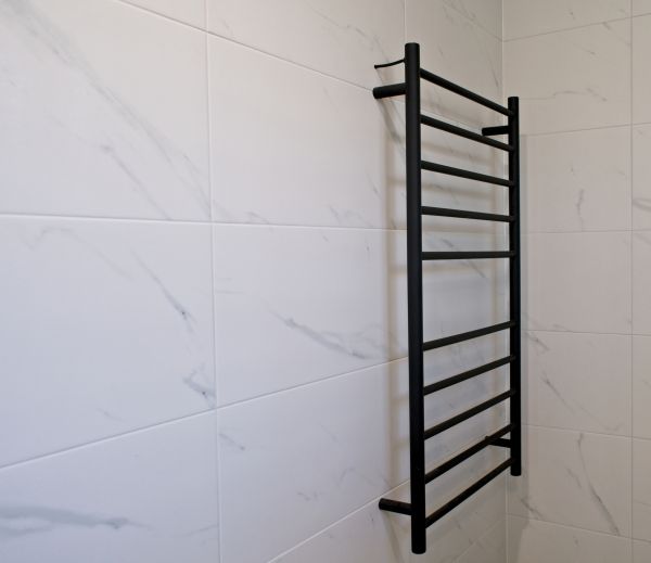 Cost of Towel Rack Installation in Pleasant Grove